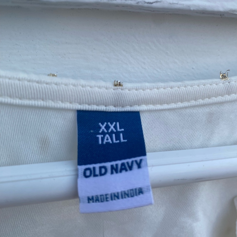 Old Navy Cream and Gold Blouse - Picture 4 of 7